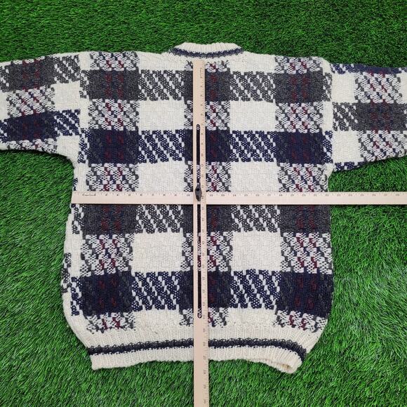 Vintage 80s Otavalo Check Sweater Large 22x27 Beige Gray - Picture 4 of 11